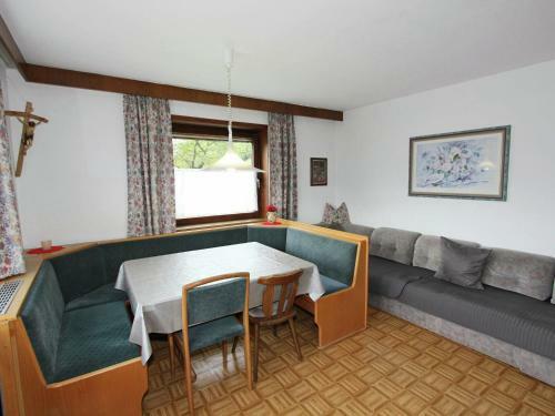 Holiday Home Haus Nachtschatt 1
