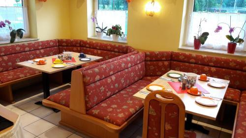Hostal Fr�hst�ckspension Haus Ahamer