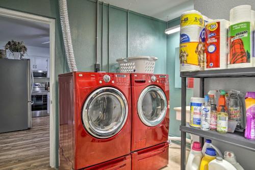 Charming Largo Retreat With Yard, 2 Mi To Beach