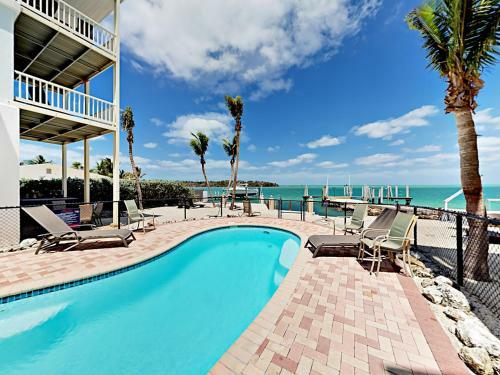 12400 Overseas Hwy Villa #7