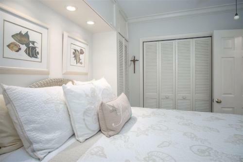 Duck Key Sunrise Apartment With Ocean Views