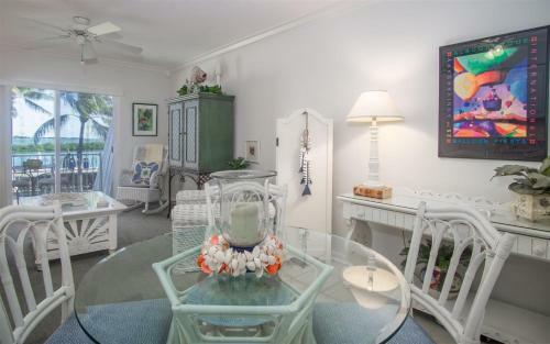 Duck Key Sunrise Apartment With Ocean Views