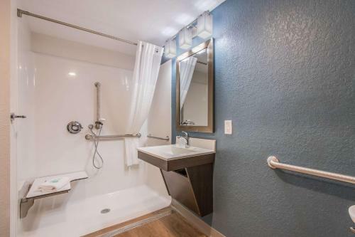 Hotel Woodspring Suites Doral Miami Airport