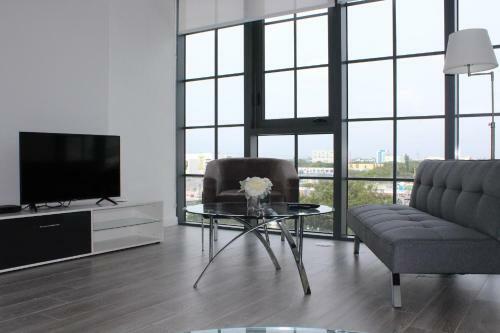 Apartamento Miami Central Water Views 30 Day Rentals