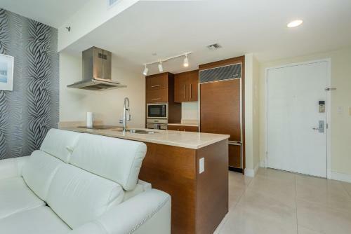 Lhg Icon Miami Apartments