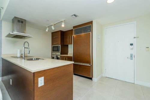 Lhg Icon Miami Apartments