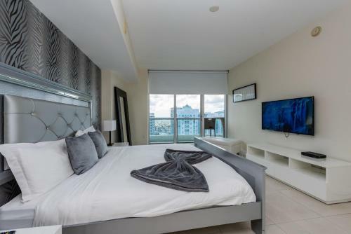 Lhg Icon Miami Apartments