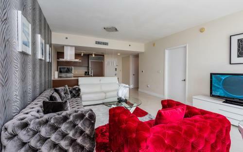 Lhg Icon Miami Apartments