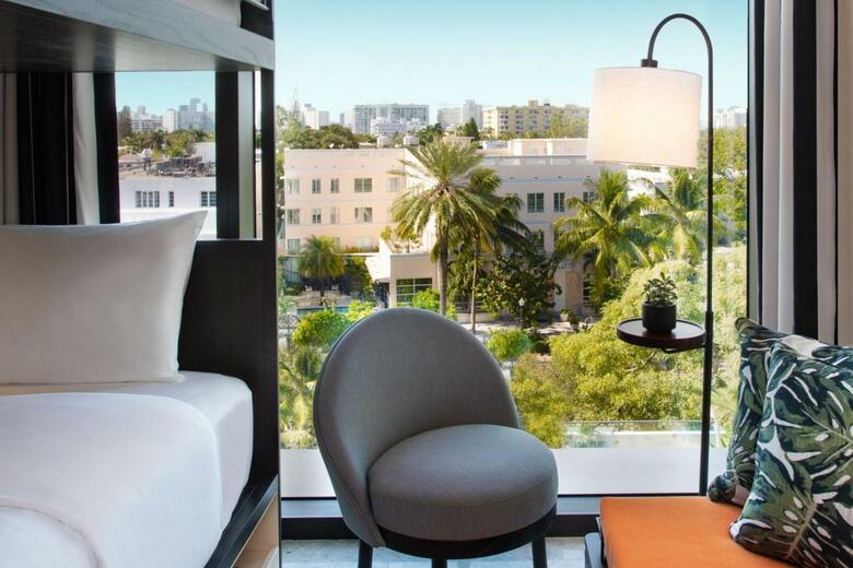 Hotel Moxy Miami South Beach
