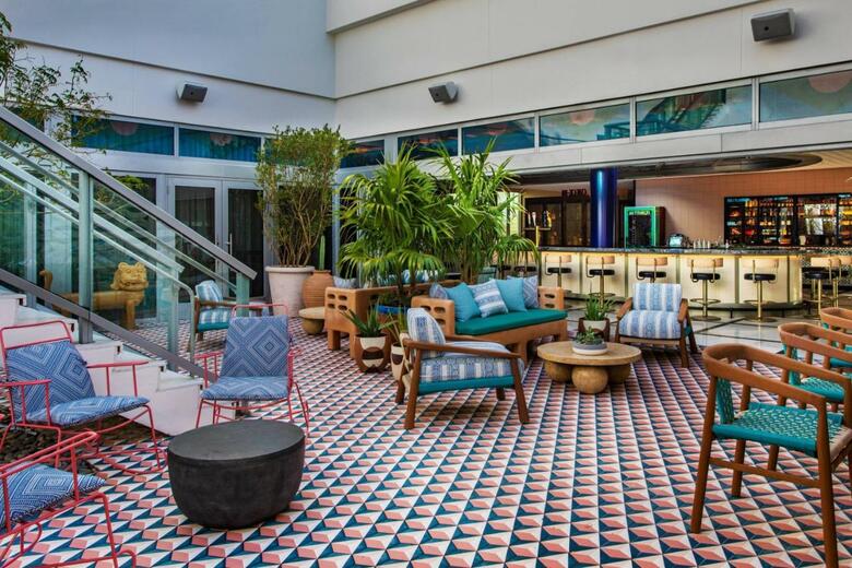 Hotel Moxy Miami South Beach