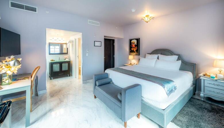 Hotel Secret Garden Miami Beach