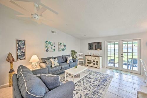 Modern Retreat With Yard Near Vanderbilt Beach!