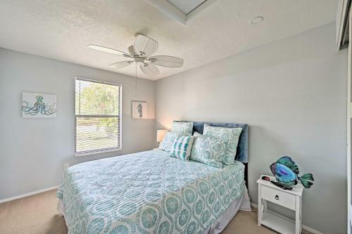 Modern Retreat With Yard Near Vanderbilt Beach!