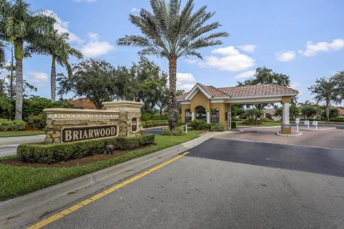 Vintage Briarwood