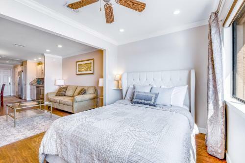 Sunset Harbour Palms 1