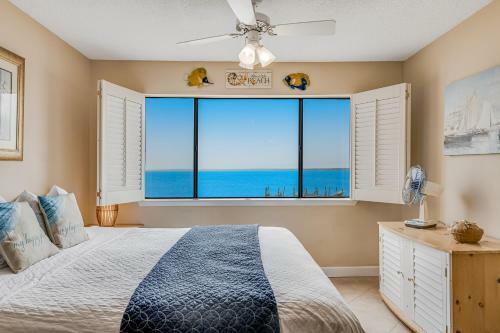 Sunset Harbour Palms 1