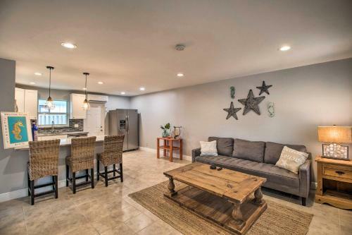 Palm Beach Townhome 4 Mi To Juno Beach Park!