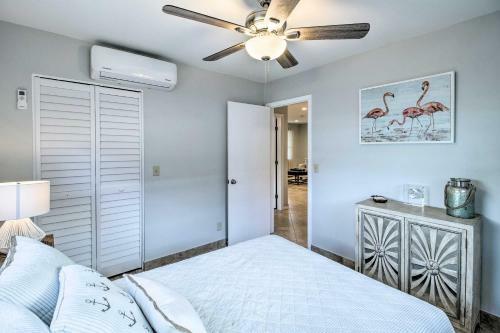 Stylish Updated Getaway 2 Mi To Swim And Shop!
