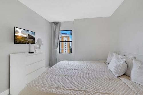 Enclave Apartments At International Drive