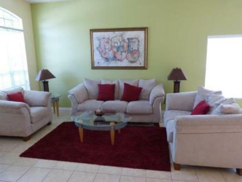 Contemporary 6 Bedroom 4 Bath Villa In Glenbrook Resort