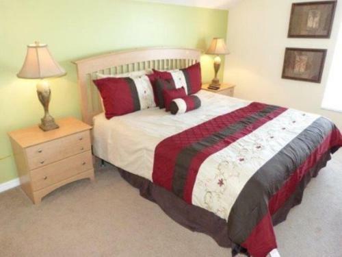 Contemporary 6 Bedroom 4 Bath Villa In Glenbrook Resort