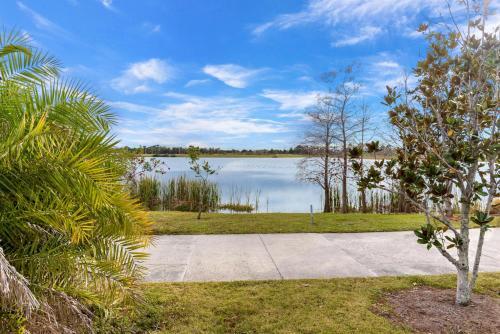 Apartamento La Vista Lakeview Condo