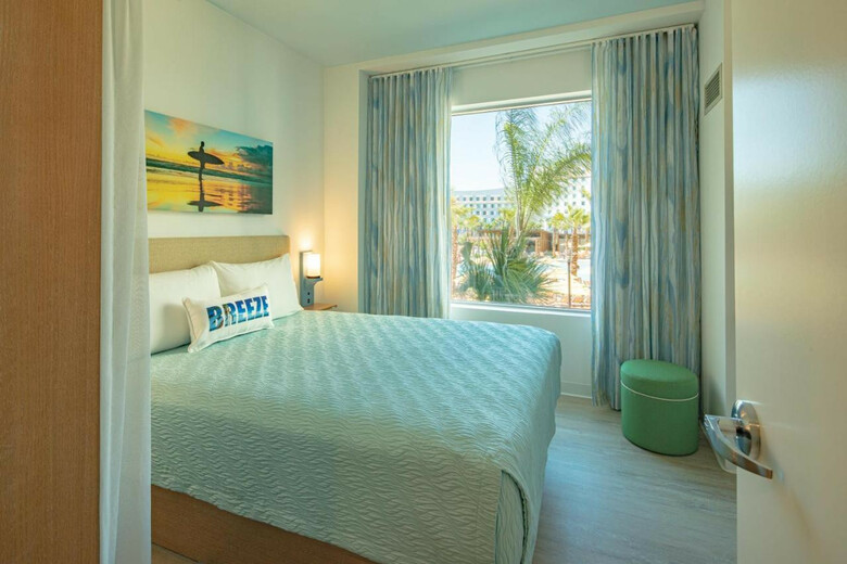 Hotel Universal's Endless Summer Resort - Dockside Inn And Suites