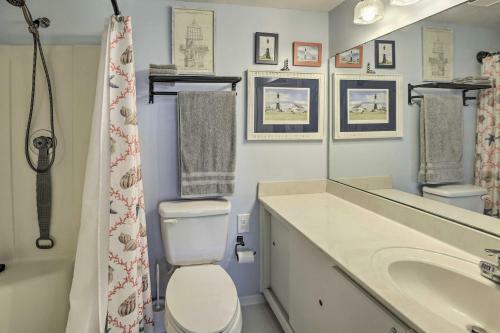 Apartamento Coastal Condo With Patio Swim, Golf And Explore!