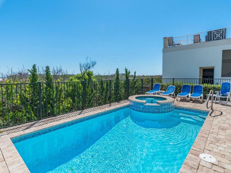 Sea Gem, 8 Bedrooms, Sleeps 16, Cinnamon Beach , Private Pool, Elevator