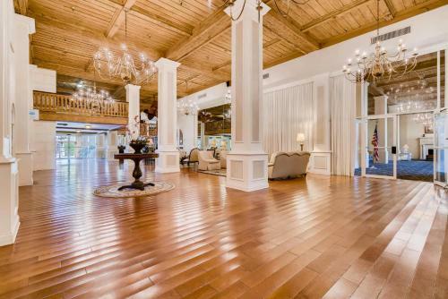 Palm Beach Hotel Penthouse 3 - 2bd-2ba