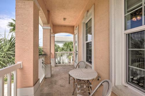 Spacious Palm Coast Oasis - Steps To Beach!