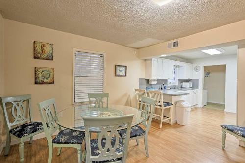 Charming Panama City Home With Deck 1 Block To Beach
