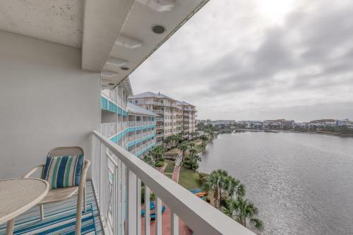 Carillon Beach Inn