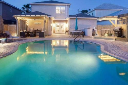Tickled Turtle Beach House (3/2)