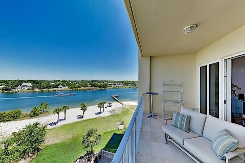 Apartamento Stunning All-suite Getaway With Pool, Private Beach Condo