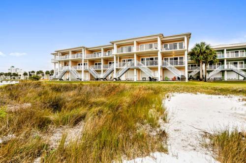 Vs482 - Spacious Unit On Little Sabine Bay
