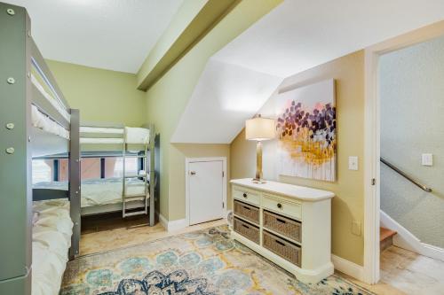 Palm Beach Club 2-226