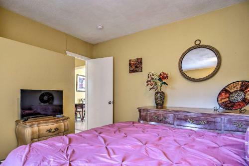 Centrally-located Pompano Beach Escape With Gazebo!