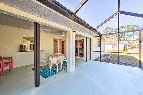 Family Fun - Port Charlotte Beach Bungalow!