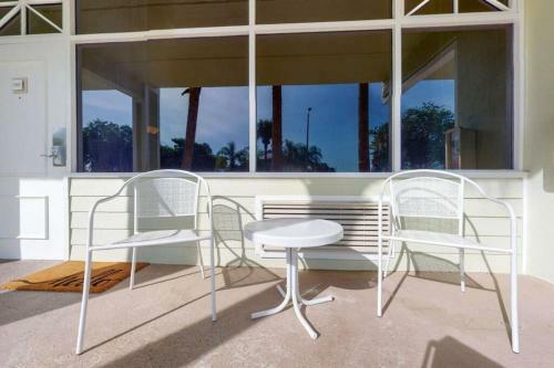 Apartamento Sea Breeze, Studio 510, Beach Steps Away!+pool+wifi