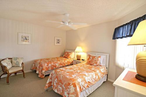 Ocean Village Club E34