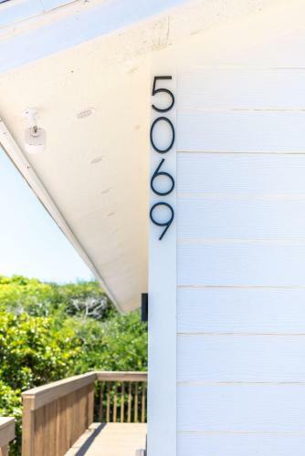 Bright, New Beach House -- 2 Blocks To Beach!