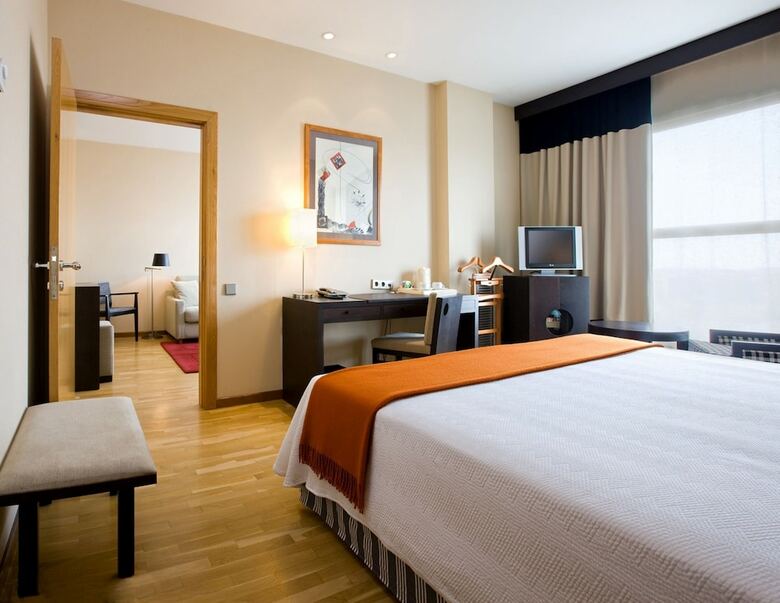 Hotel NH Valencia Center