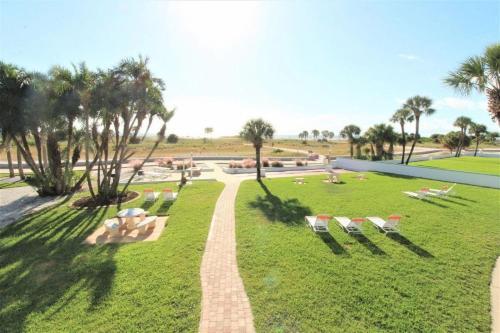 Apartamento Tropic Terrace #18 - Beachfront Rental Condo