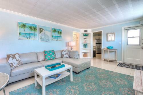 Apartamento Tropic Terrace #40 - Beachfront Rental Condo