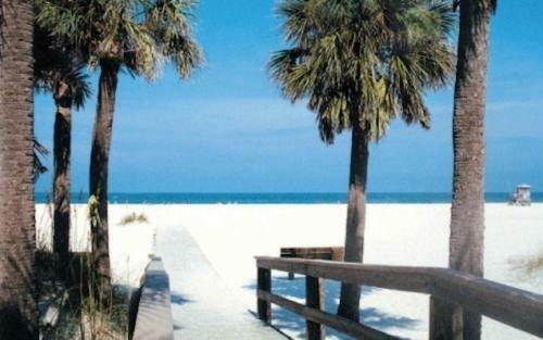 Apartamento Affordable Beach Condos -two Bed Condo With Full Kitchen Condo