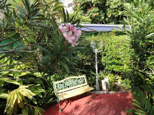Apartamento Affordable Beach Condos - One Bed Budget With Full Kitchen Condo
