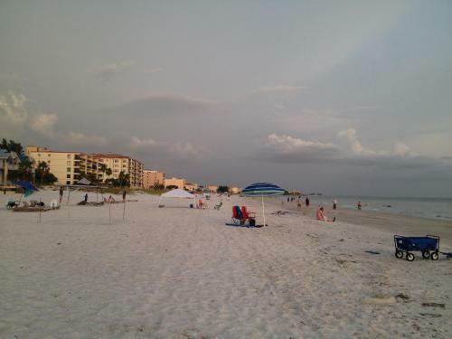 Apartamento Skyline Of Madeira Beach