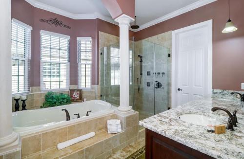 Gulf-front Estate With Pool & Direct Beach Access Home