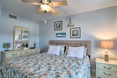 Apartamento St Pete Beach Condo With Pool, 5-min Walk To Beach!